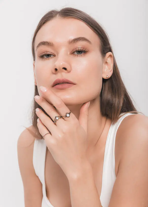 Minimal jewelry portrait
